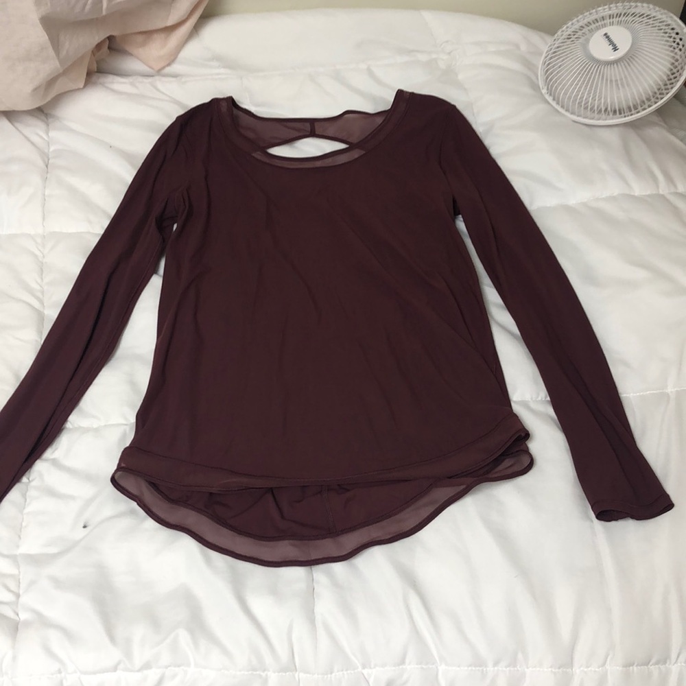 lululemon open back long sleeve shirt
